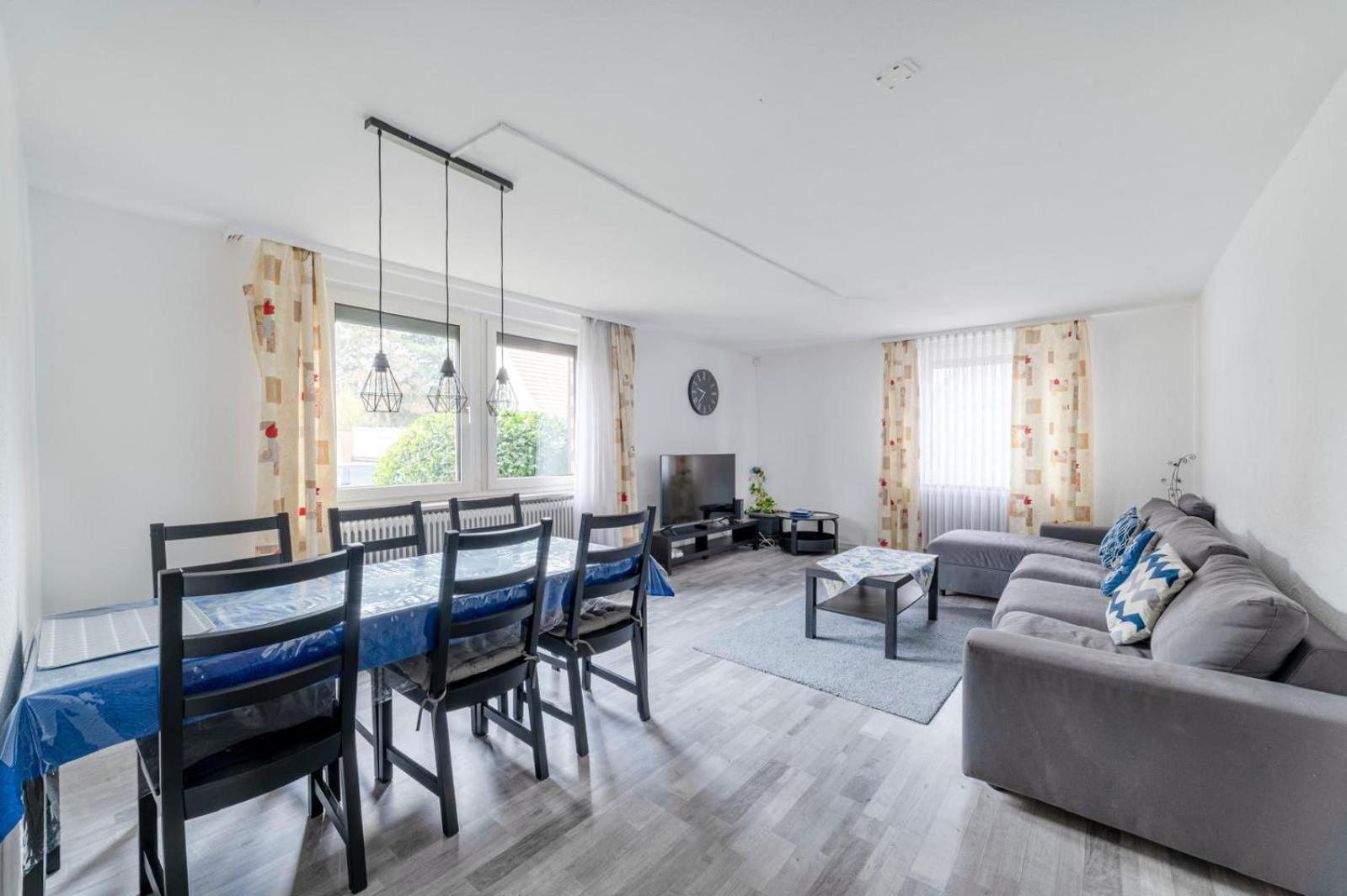 Cozy Villa With Garden, Balcony And Parking Area In Duesseldorf Екстер'єр фото