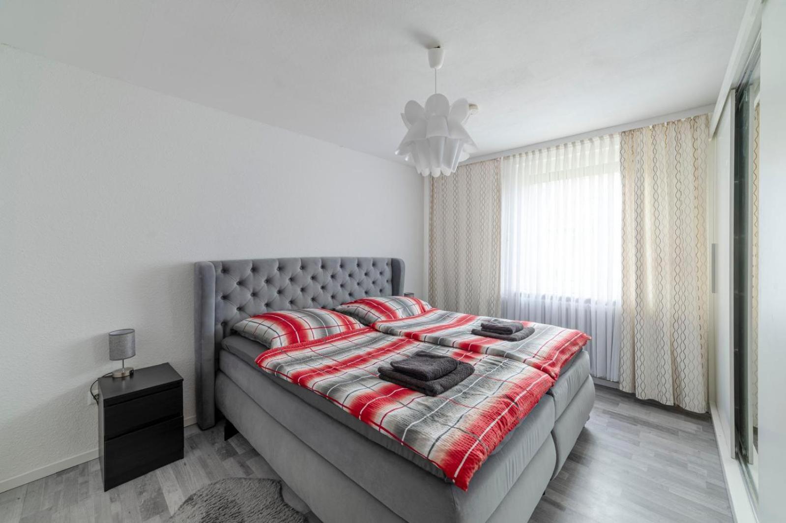 Cozy Villa With Garden, Balcony And Parking Area In Duesseldorf Екстер'єр фото