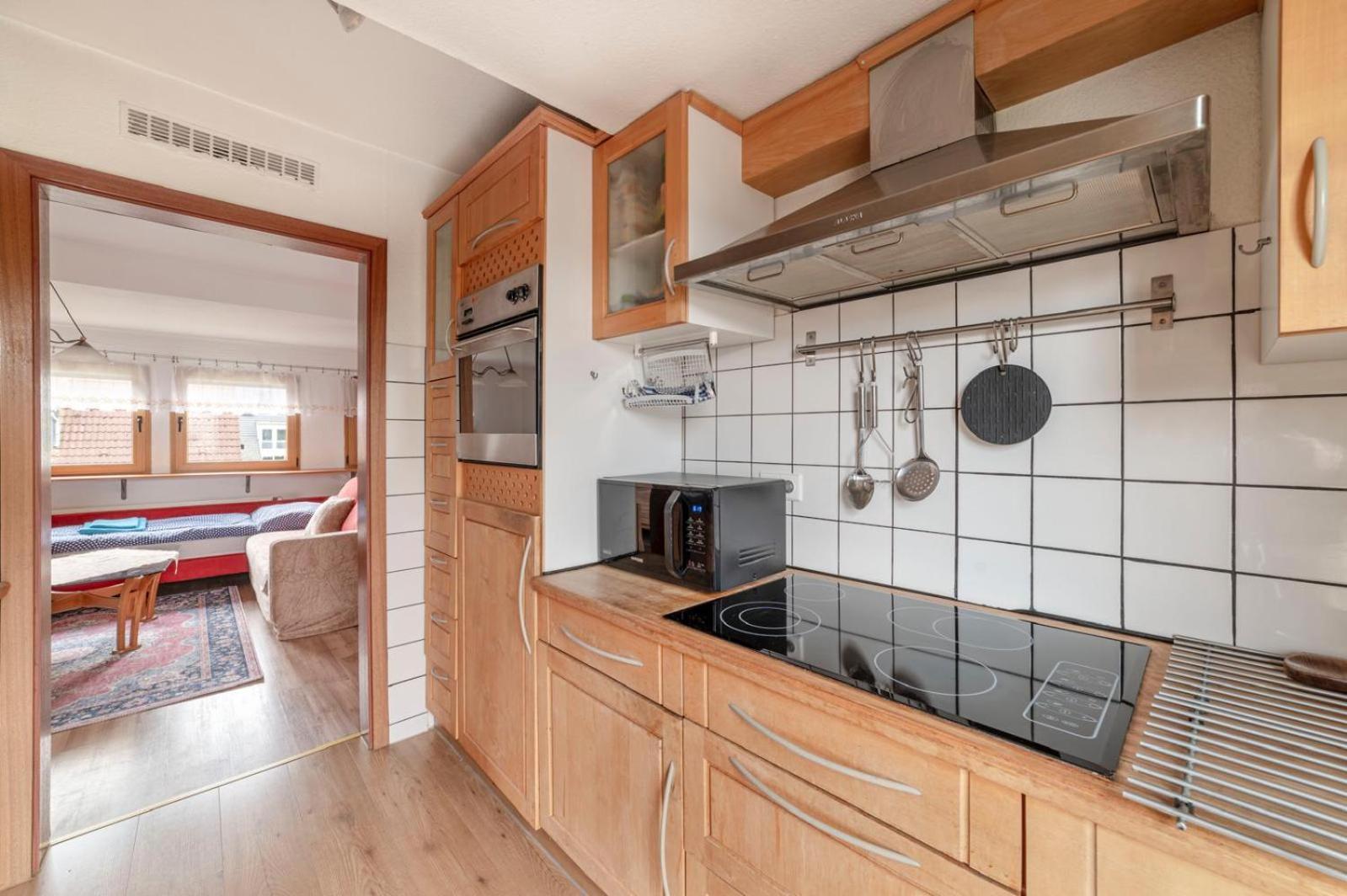 Cozy Villa With Garden, Balcony And Parking Area In Duesseldorf Екстер'єр фото